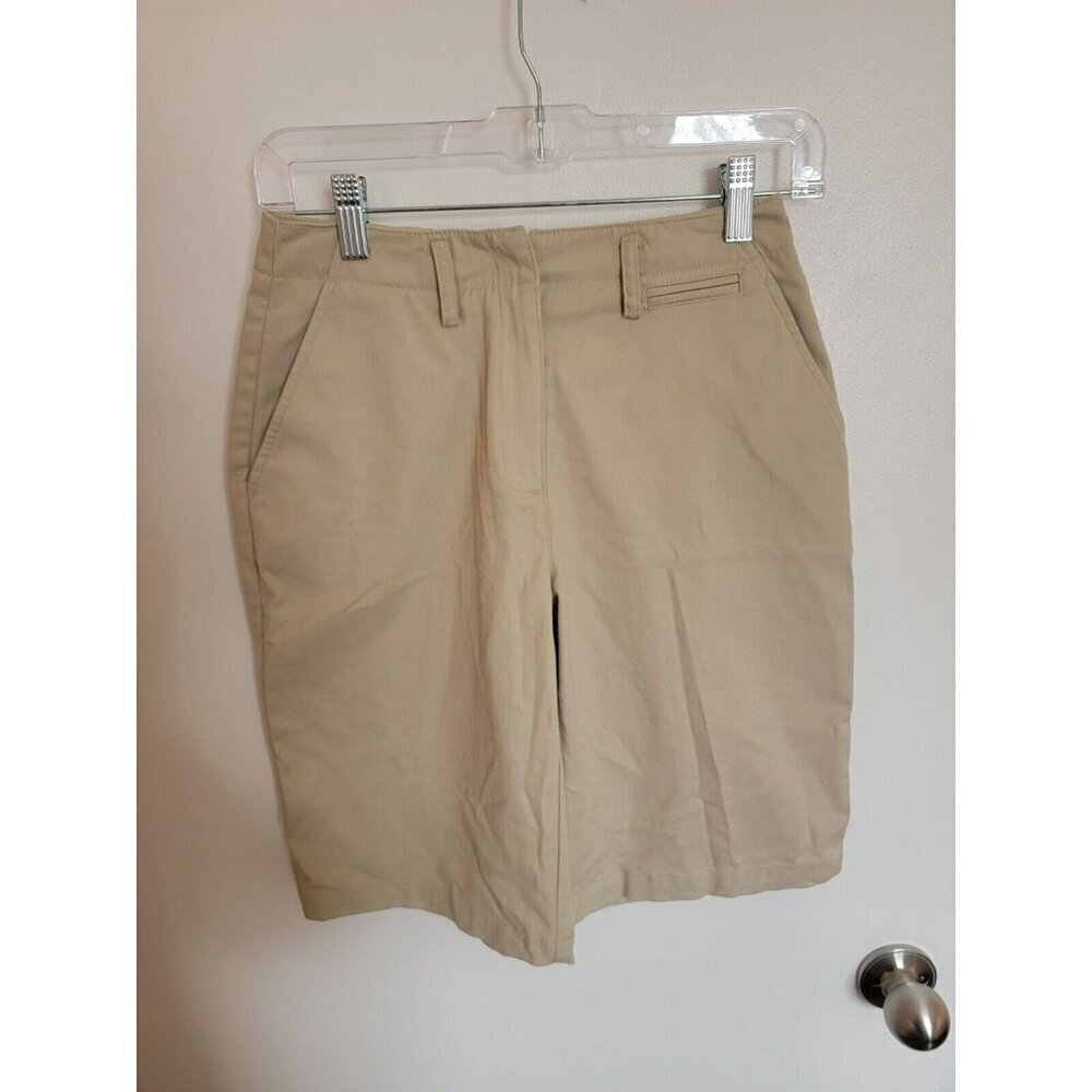Liz Claiborne Shorts Liz Sport Petite 4P Beige Golf Shorts Easy Care Tennis NWT
